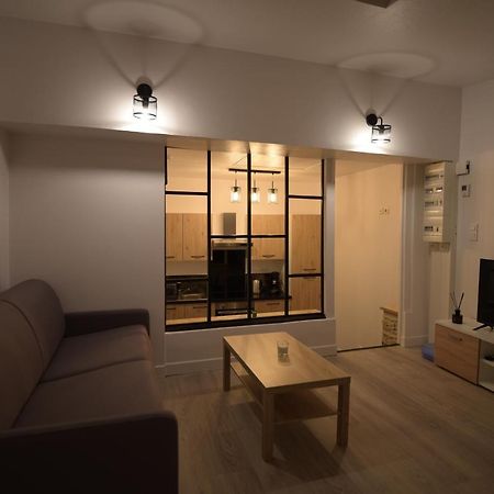 Cosy Appartement Hyper Centre Ville Avec Cour + Patio أوكْسير المظهر الخارجي الصورة