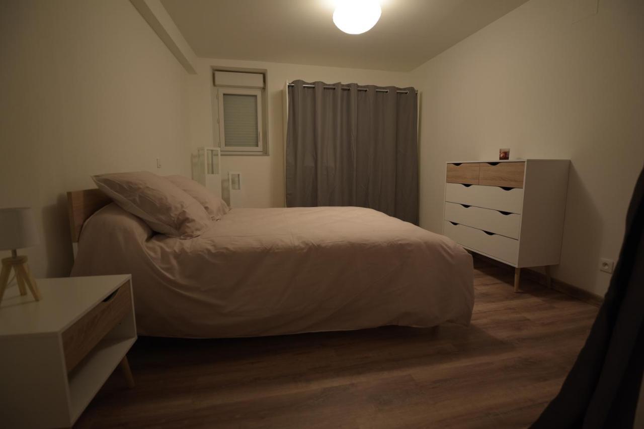 Cosy Appartement Hyper Centre Ville Avec Cour + Patio أوكْسير المظهر الخارجي الصورة