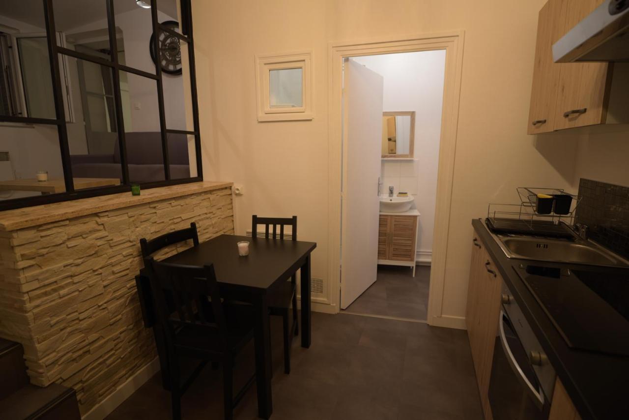 Cosy Appartement Hyper Centre Ville Avec Cour + Patio أوكْسير المظهر الخارجي الصورة